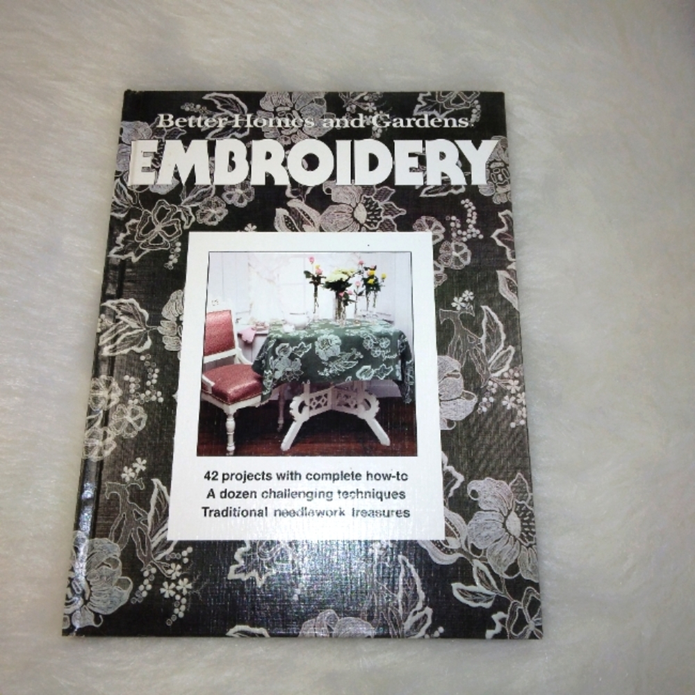 BOOK Better Homes and Gardens Embroidery, c. 1978